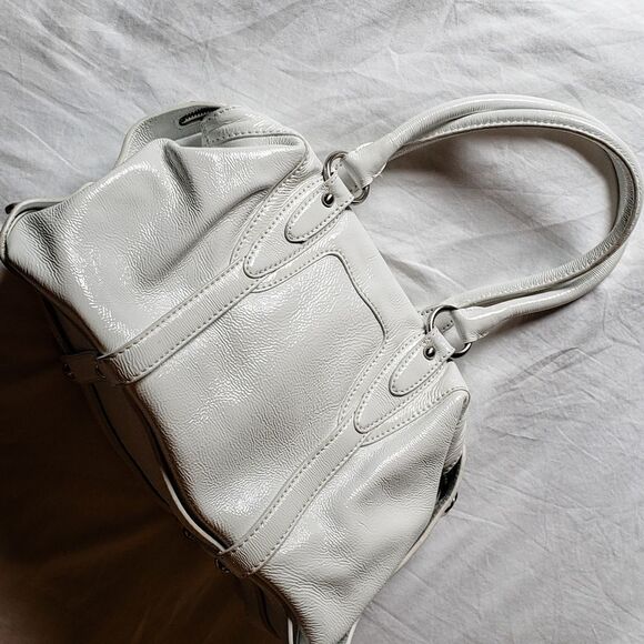 MK Puffer Handbag - Picture 2 of 10